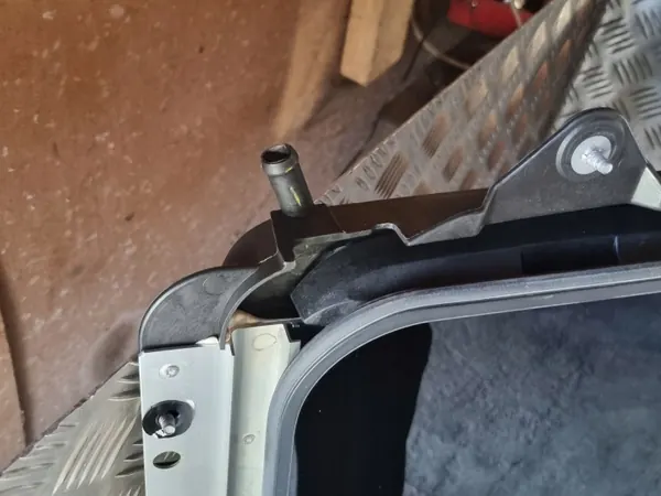 Teto solar Dodge Challenger OEM 5PH65DX9AF completo image 3