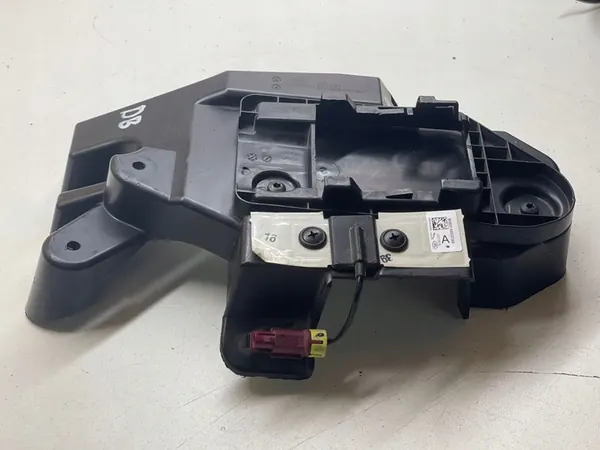 Support Espace Mort Gauche Range Rover L560 OE image 2