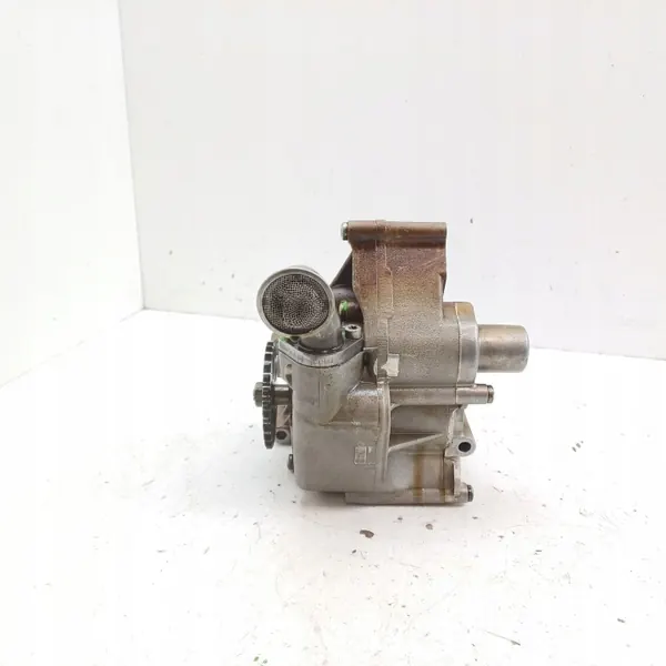 Pompe à huile BMW OE 7834762 - État utilisé image 6