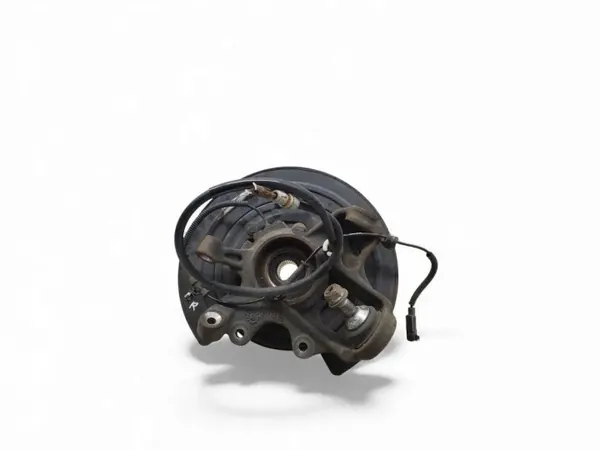 Jeep Taka-Oikea Pyörännavetta OEM 68253392AA - Käytetty image 2