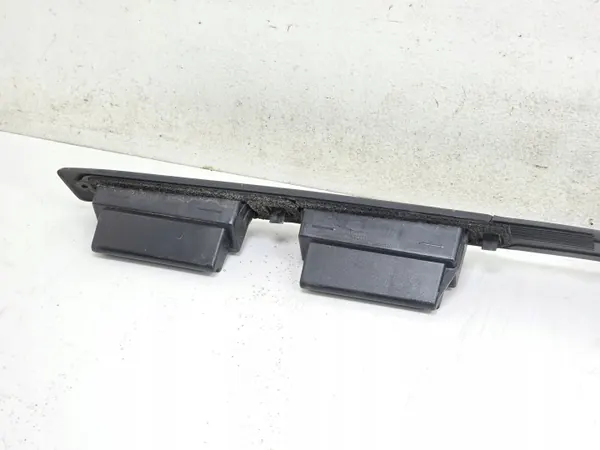 Iveco Daily 06-14 Luz Tercera Stop OEM 3804767 1CZ image 8