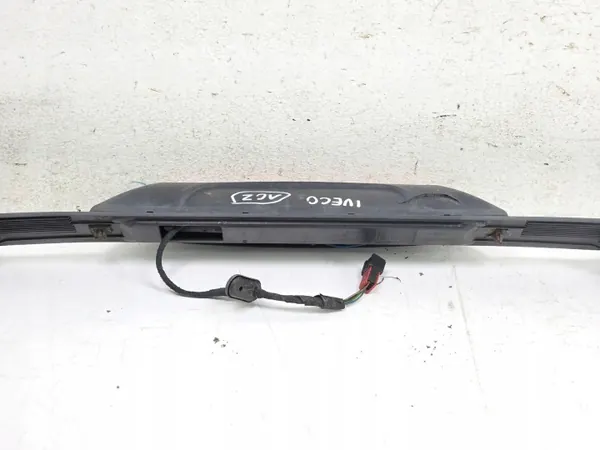 Iveco Daily 06-14 Luz Tercera Stop OEM 3804767 1CZ image 9