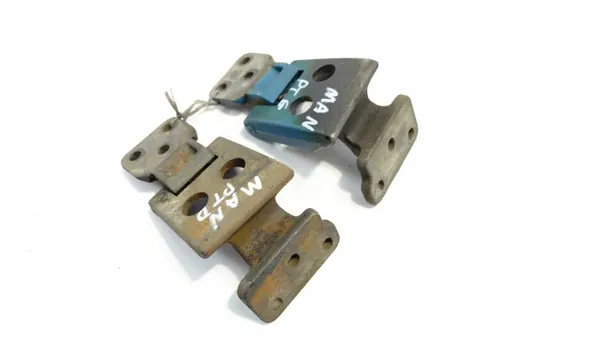 MAN TGE Crafter II Rechter Achterdeurscharnier OEM image 3