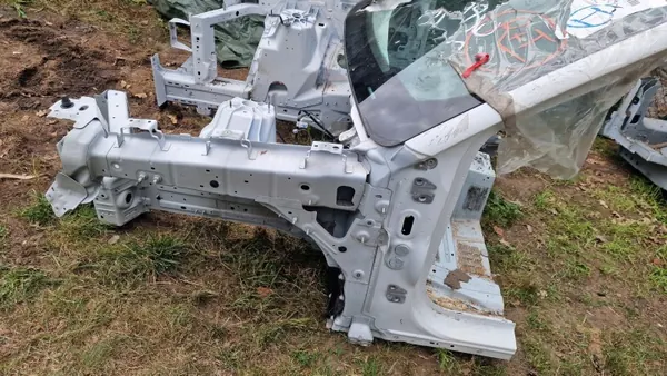 Jeep OE främre vänster stänkskärm för Grand Cherokee WL image 2