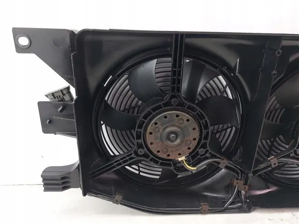 Koelventilator Mercedes ML W163 3.2 V6 98-05 4 Pins A1635000155 image 2