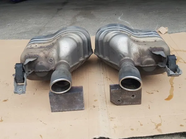 Kit de escape OEM V6 TDI FSI TFSI - Usado image 3