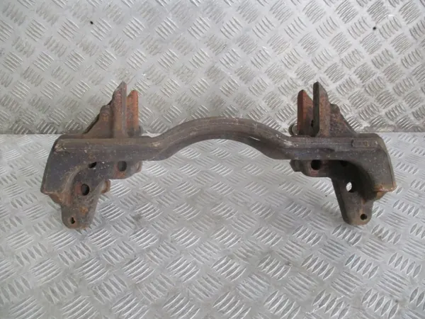 JARZMO PRZÓD SCANIA R 2004-2012 OEM Etunivel Käytetty image 3