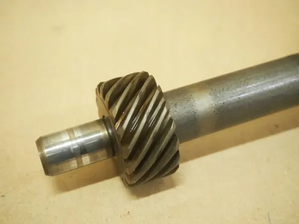 Ölpumpenwelle 021115017 für VW Touareg 3.2 V6 image 3