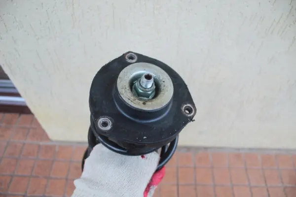 Framfjädring OEM 2121 för VW Fox 1.2 - Begagnad image 3