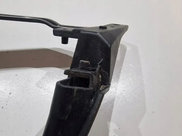 BMW OE 7452623 Äänenvaimenninelementti X5 G05 2019 image 6