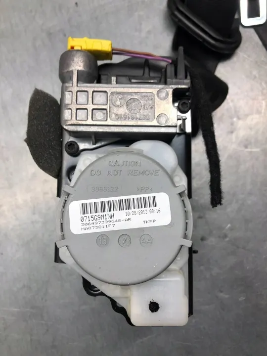 Cinturón de seguridad delantero OEM 8T0857705B Audi A5 8T image 4