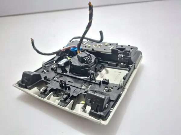 VW Sharan 2019 kattoluukun valopaneeli OEM 7N0947105AM image 8
