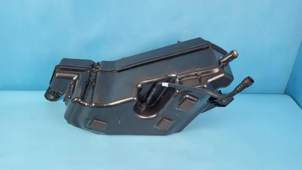 BMW X6 G06 polttoainepumppu OEM 7478760 8740279 image 2