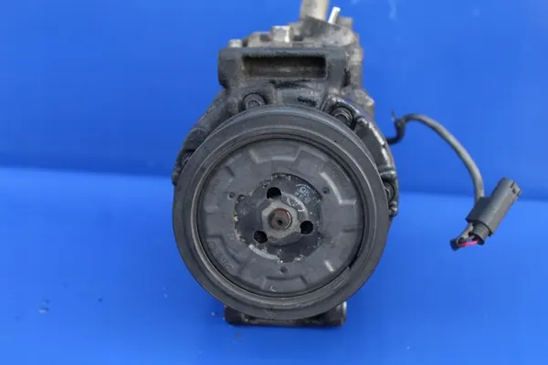 Compresor de aire acondicionado OE Mercedes W221 A0022301111 image 6