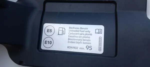 Trappe à carburant SEAT Leon IV OEM 5FE809905 Apprêtée image 4