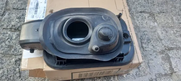 Trappe à carburant SEAT Leon IV OEM 5FE809905 Apprêtée image 5