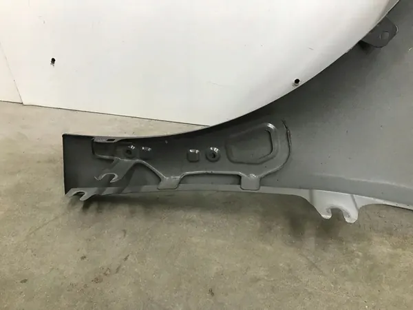 Vänster framskärm Kia Ceed III KIA OE image 10