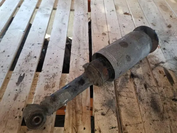 Land Rover Voor linker luchtvering OEM RNB501320 image 2