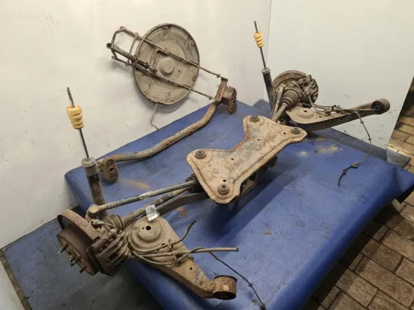 OEM SIMAR-58248- takajousipalkki Hyundai Santa Fe I:lle image 7