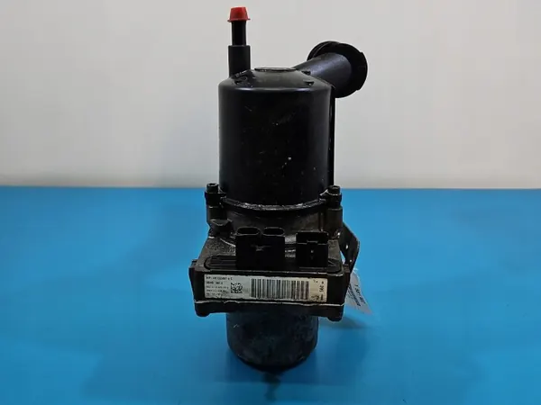 Ohjaustehostimen pumppu Citroen DS5 11-15 2.0 HDI 9806456080 image 3