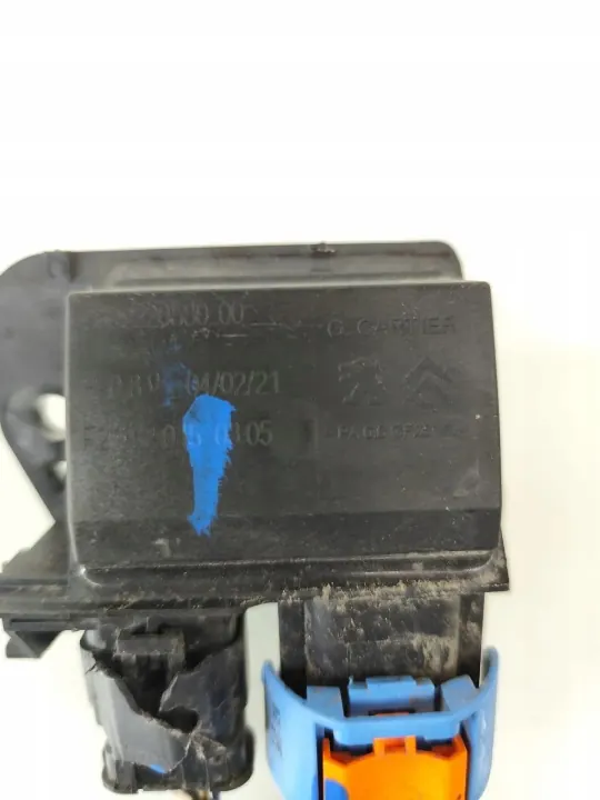 Resistor série OEM 9829220580 para Opel Combo E image 4