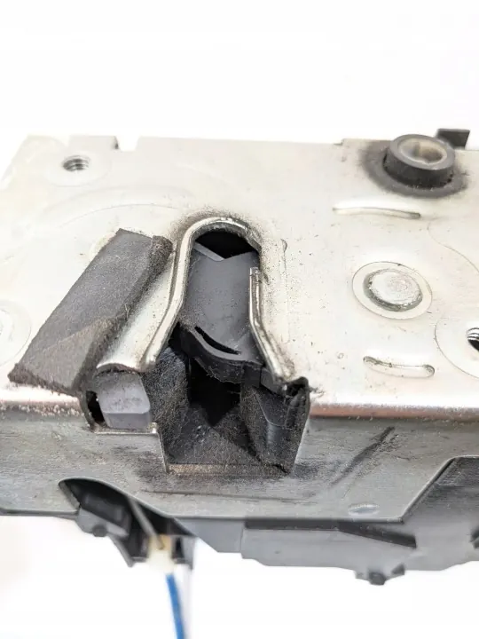 Left Front Door Lock Fiat Croma 05-11 Used image 5