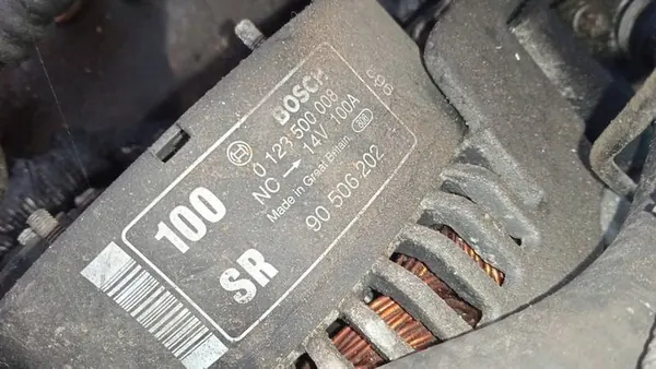 Opel Vectra Alternator 1999 2.0L 0123500008 image 4