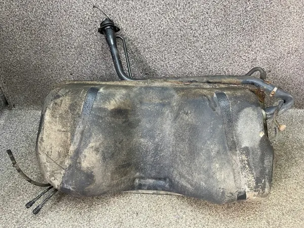 Réservoir carburant OEM 89101-67812 Suzuki Grand Vitara II image 7