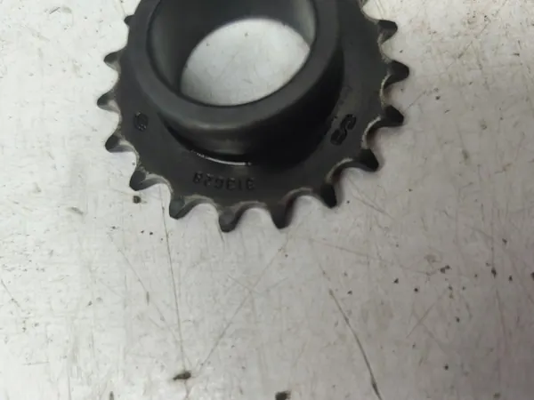 Pignon Pompe à Huile OEM 8200313628 pour Renault 1.5 DCI image 4
