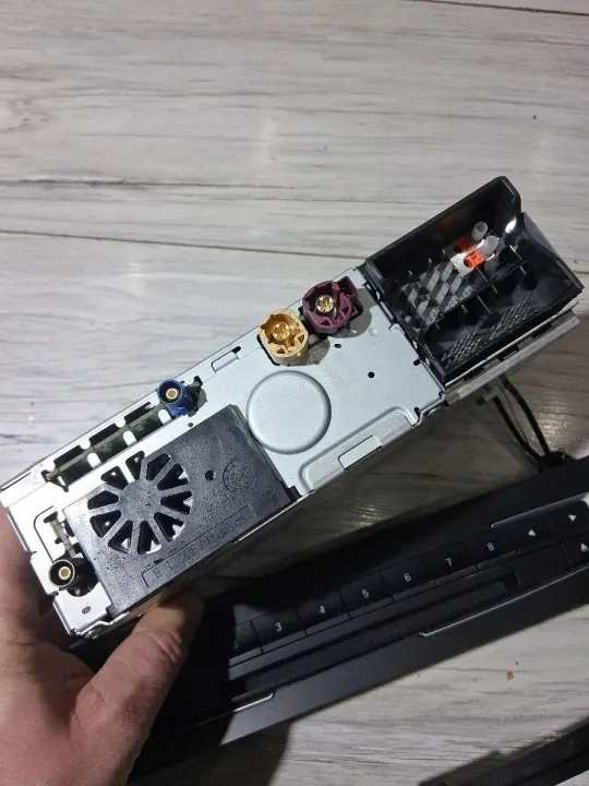 Radio CD Navigation OEM 9323787 pour BMW F20 F30 image 3