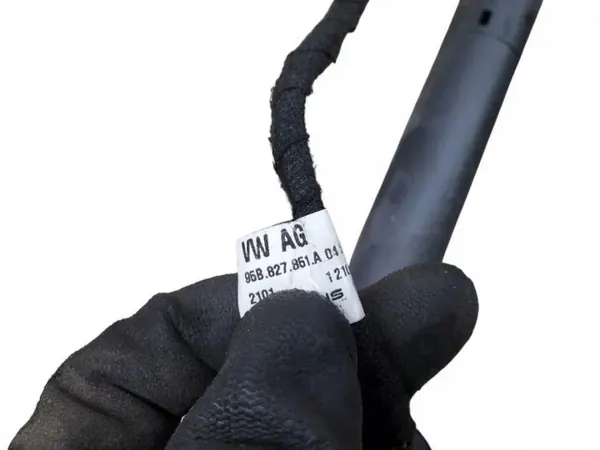 Actuador de maletero derecho OEM 95B827851A Porsche image 5