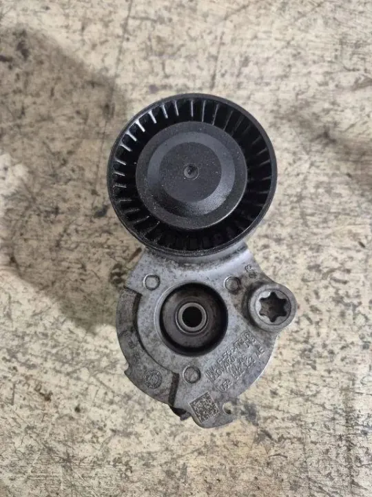 Tensor de Correa Audi 3.0 TDI OEM 059903133AE image 2