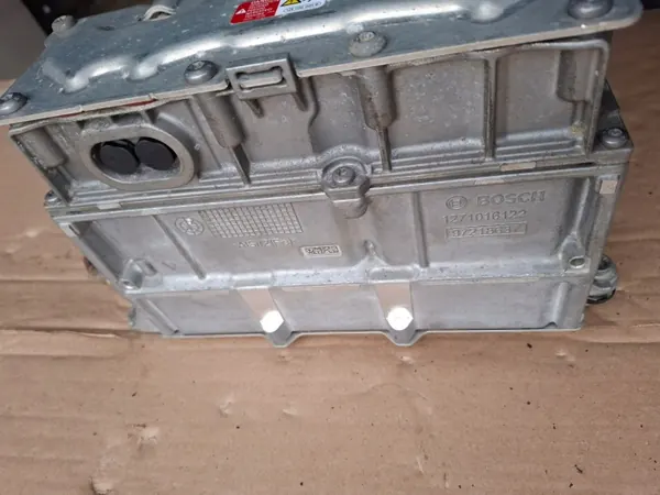 Cupra Formentor 1.4 e-TSI Invertterimoduuli OEM 5WA907070C image 9