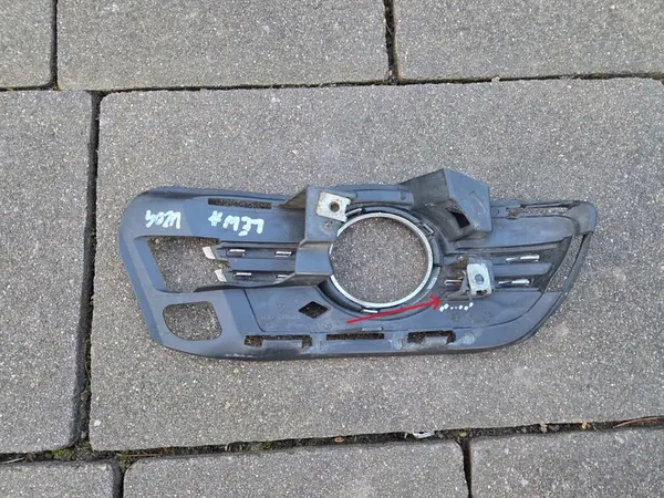 Rejilla de parachoques delantero C-Class W204 izquierda Cromada A2048852223 image 5