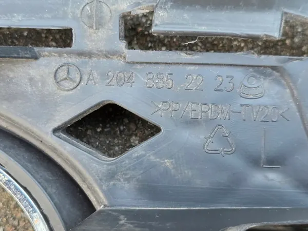 Rejilla de parachoques delantero C-Class W204 izquierda Cromada A2048852223 image 8