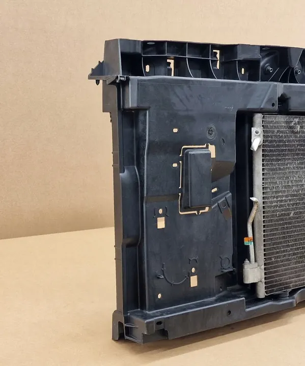 Voorste Radiator PAS C2 C3 DS3 207 208 2008 image 7