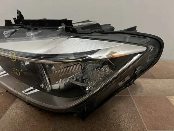 Farol dianteiro esquerdo BMW F30 F31 OEM 63117314531 image 2