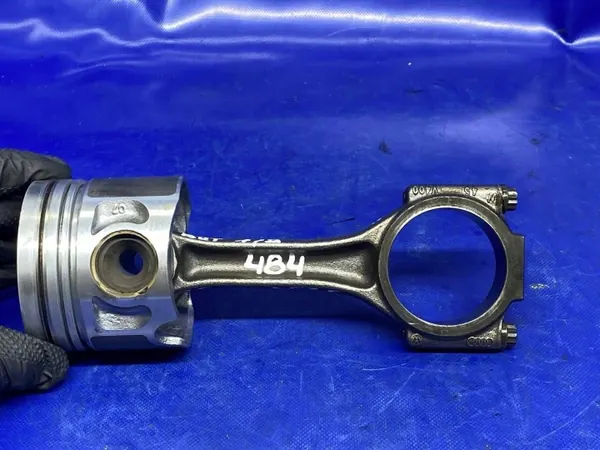 Juego Pistón Biela OEM 2.0 8V BRT 038J 038HE 49R1 7901 image 4