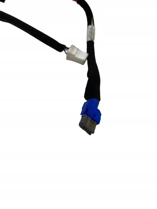 Puerto USB Kia EV6 2021 OEM 96120CV000 image 4