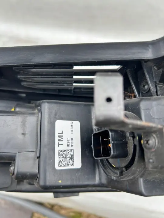 Hyundai Santa Fe LED-Scheinwerfer links OEM 92207S1000 image 9