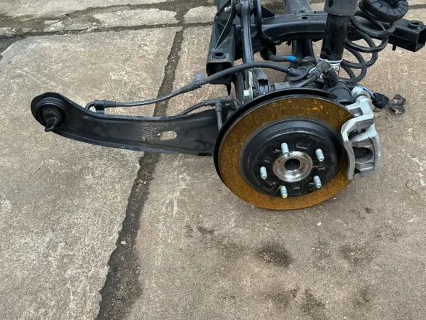 KIA CEED III XCEED 2021- Viga Suspensão Traseira OEM image 5