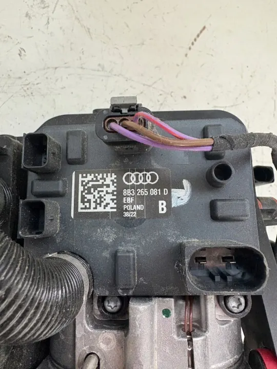 Webasto parkeerverwarming Audi OEM 8B3265081D image 5