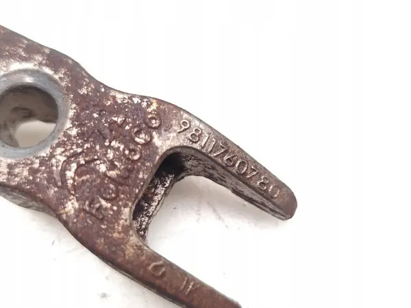 Injektorfäste Peugeot 3008 1.5 BlueHDi 2018 image 7