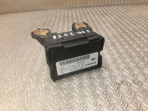 Sensor de guiñada Volvo S80 OEM 6G9N14B296CB - Usado image 2
