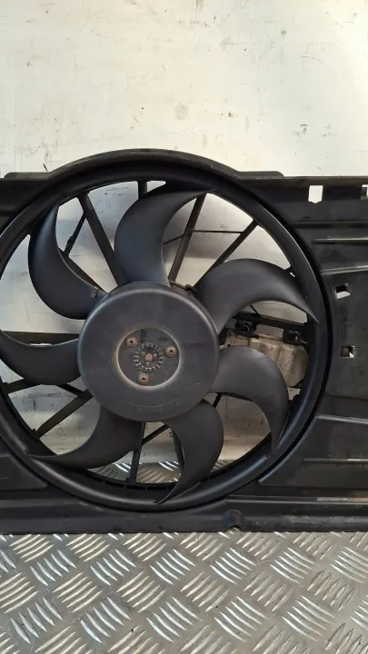 Volvo Jäähdytinpuhaltimen Moduuli OEM 1137328366 image 8