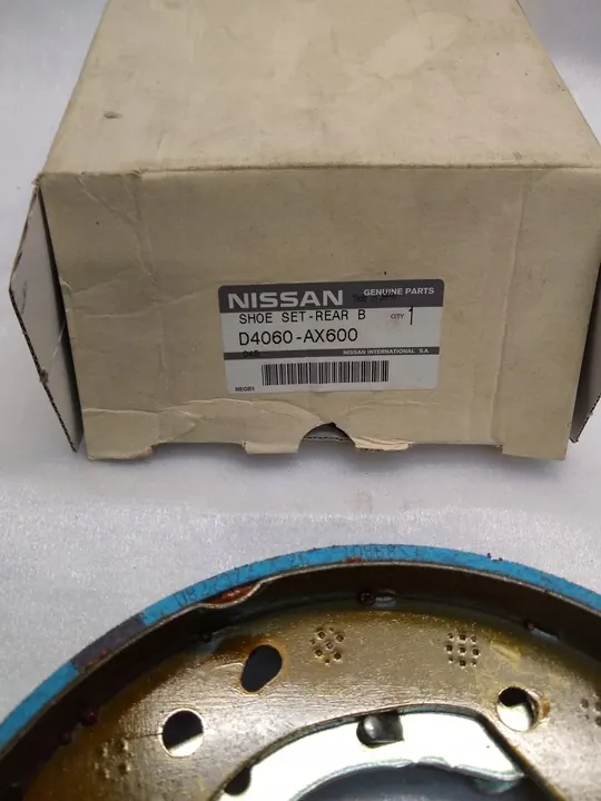 Rear Brake Shoes Micra OE Nissan image 2