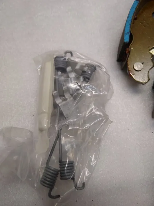 Rear Brake Shoes Micra OE Nissan image 3