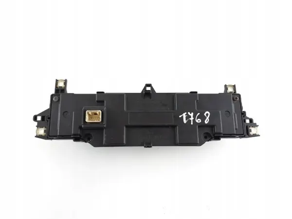 Toyota ilmastointipaneeli OEM 559000KB10 Hilux AN120/130 image 3