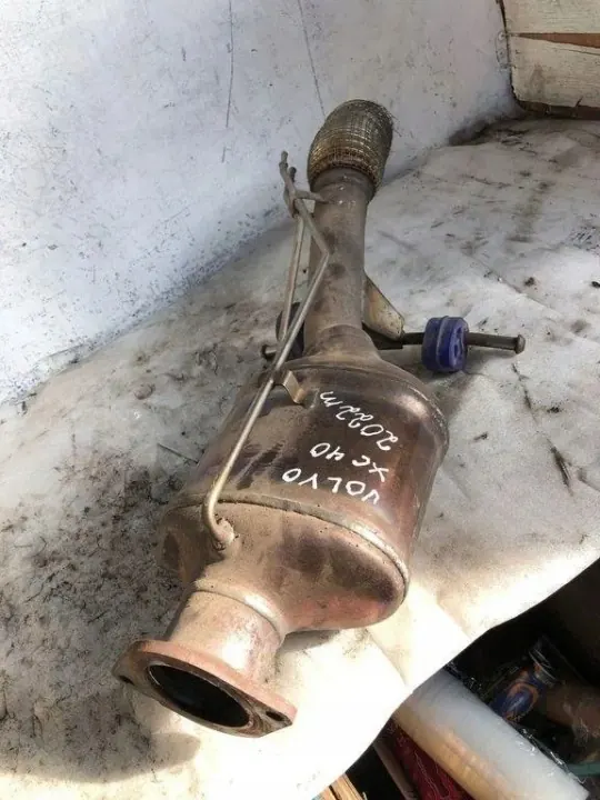 Katalysator OEM 2370B108 för Volvo 1.5L bensin image 2