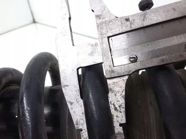 Ammortizzatore anteriore sinistro BMW X5 F15 2014 con molla OEM 6863173 image 4